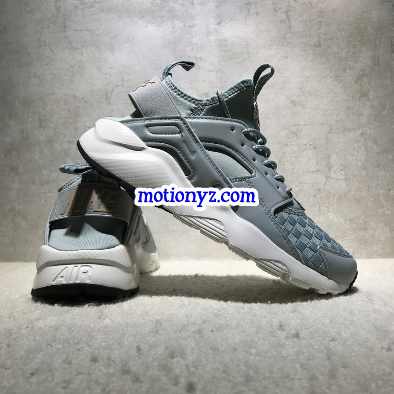 Nike Air Huarache Light Blue